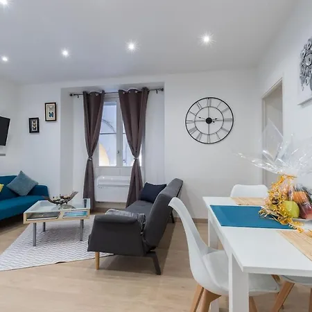 Historical Hyper Center Niza