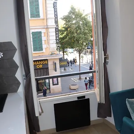 Historical Hyper Center *